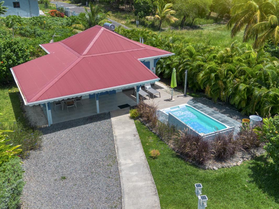 4.Location villa piscine Marie Galante Guadeloupe_Piscine